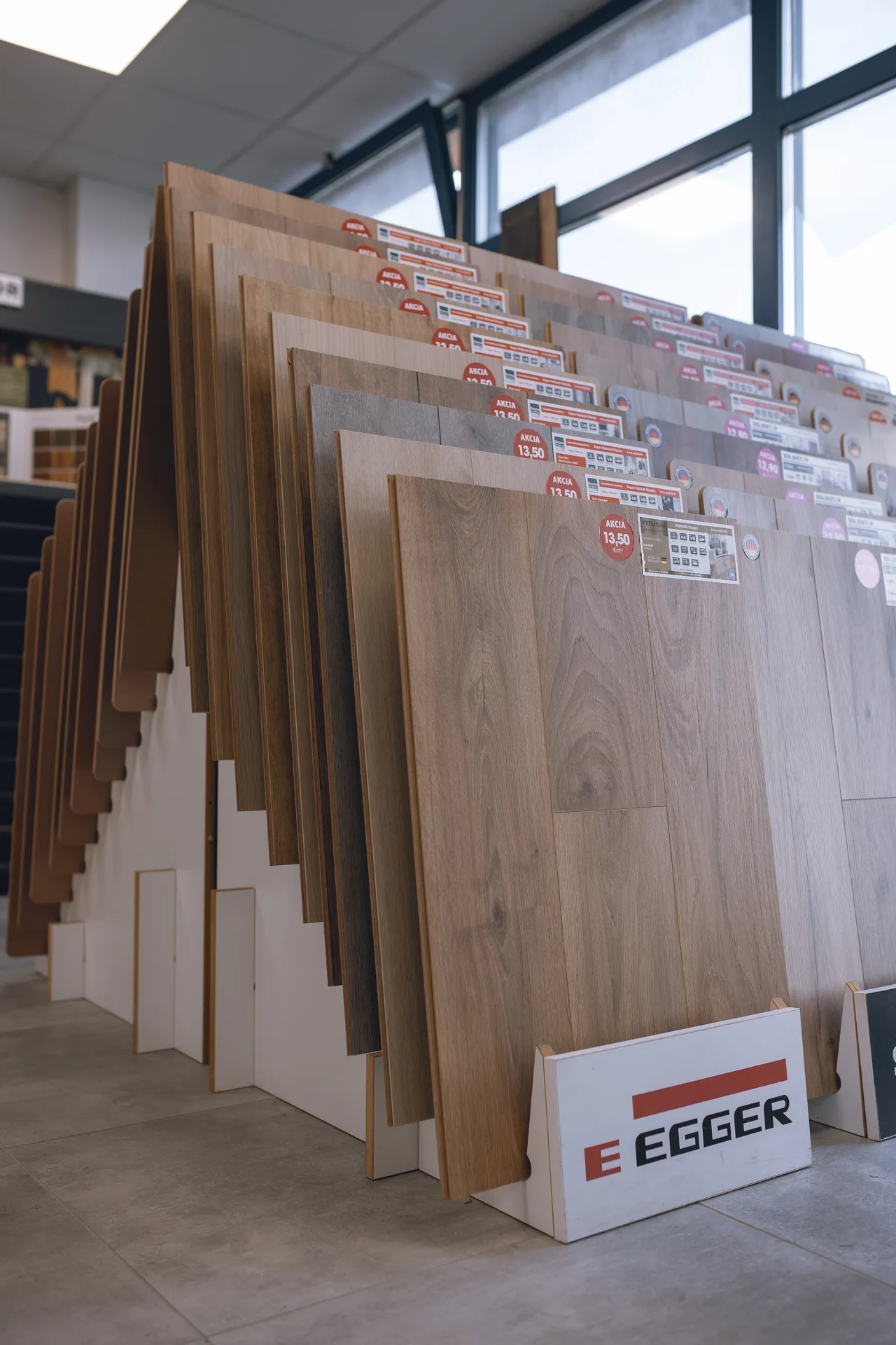 Egger podlahy v showroome
